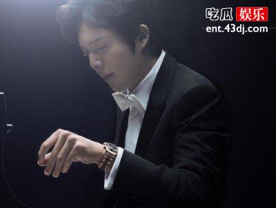 弹钢琴的大多是美女？李云迪徒弟李元玲颜值很高