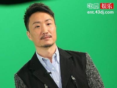 郑中基家庭背景被曝，富二代身份早已经有定论！