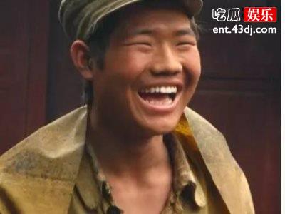 “小兵张嘎”直播秀翻车！与潘长江连麦被教育