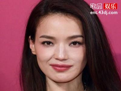 周星驰最爱居然不是朱茵，没想到是她还是三级女郎