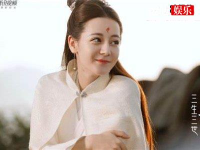 《三生三世枕上书》白凤九喂叶青缇吃无忧花糕，引宋玄仁醋意!