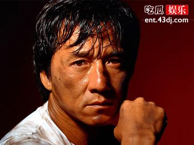 成龙儿子房祖名为何不姓成，吸毒一事导致二人关系破裂？