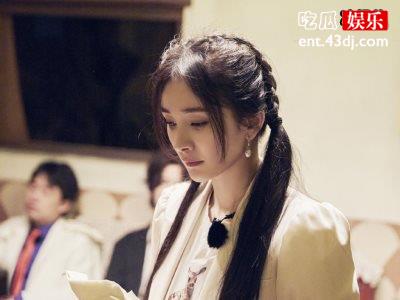 杨幂确定出演《密室大逃脱2》，本人发文还艾特了他们！
