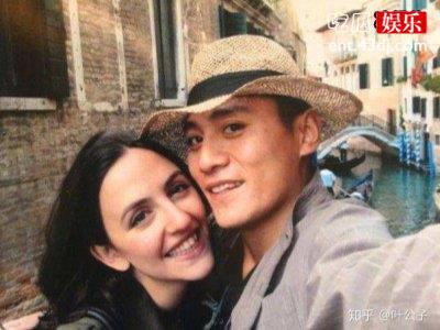 刘烨谢娜分手原因，时隔20年被曝分手是因为男方当街扇女方耳光！
