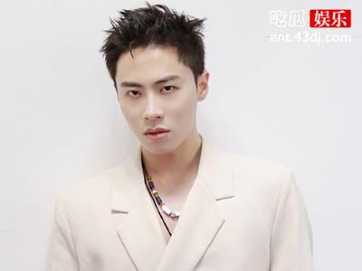 《中国说唱巅峰对决》ICE杨长青退赛 把名额给了万妮达