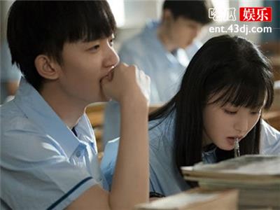 李明德自曝喜欢田曦薇？ 二人因戏生情