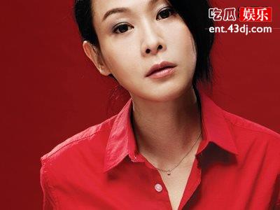 刘若英低调发和儿子互动玩耍照片，隐退生活低调但幸福！