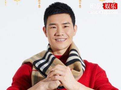 打工报名演员训练班，大导演赏识成主角狄龙的机遇让人羡慕！