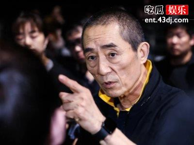 17岁深得张艺谋青睐，他生子如今生活幸福被宠成公主！
