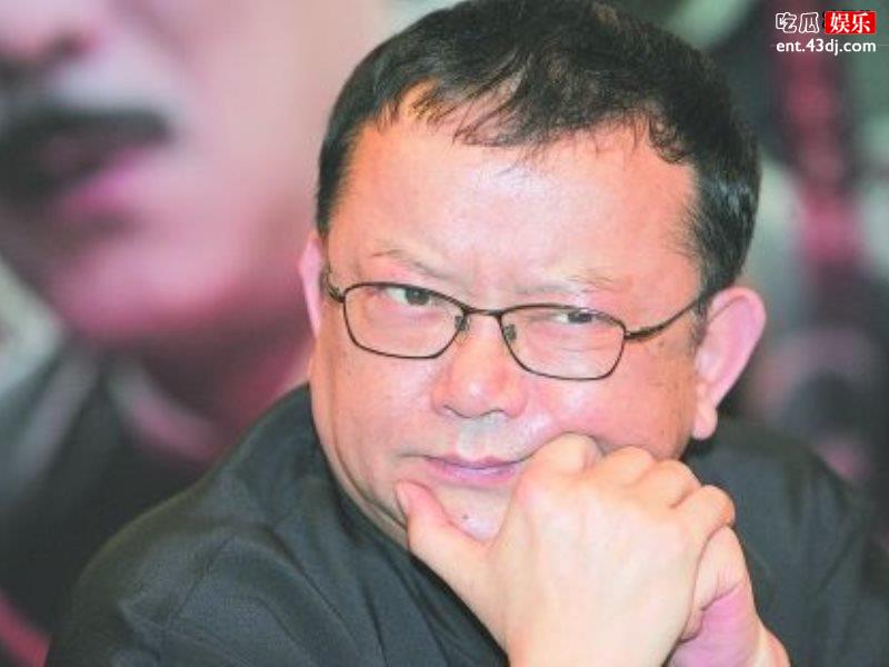 71岁王刚和小娇妻消费观不同，月销花费居然上百万！