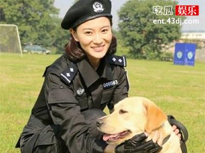 《警花与警犬》讲述的什么内容？剧中亮点居然是她！
