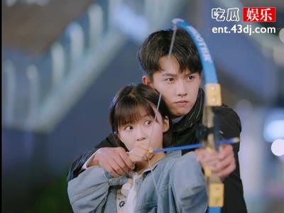 张耀和潘美烨二人是情侣，借演戏公费恋爱！