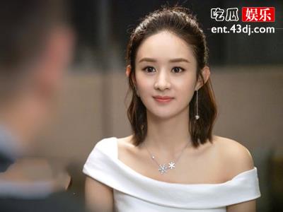 赵丽颖和儿子现身某剧组，面部照片首次曝光！