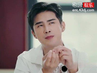 姜潮自制维语字典和丈母娘交流，麦迪娜和婆婆听完笑翻