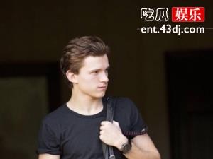 荷兰弟勃起是什么梗 飞机视频事件引发热议这是不是真的