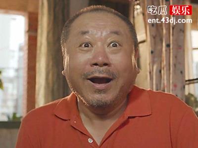 范伟老婆是圈内人吗？两人相爱多年依旧十分恩爱