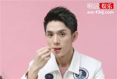 一线明星摇身一变成小网红，直播4小时竟然买货5千万