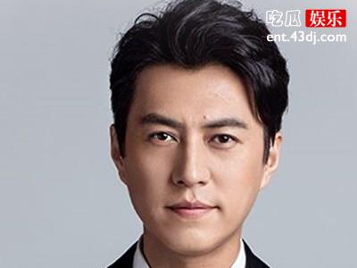 靳东人到中年走红，走红之路引网友感叹
