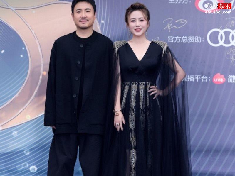 马丽深夜发文官宣升级身份成为为母亲，沈腾这句话暴露二人关系上热