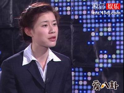 荆慕瑶恋情过往揭秘，有过一段婚姻现任是梁宏达？