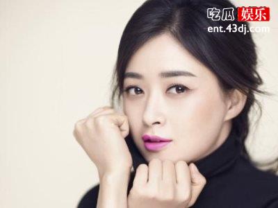蒋欣新剧海报，作为女主的她一头短发造型吸晴无数
