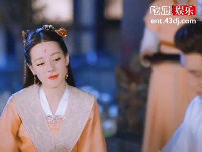 《枕上书》播出后热度非凡，白凤九跳崖帝君怒吼引九重天下血雨！