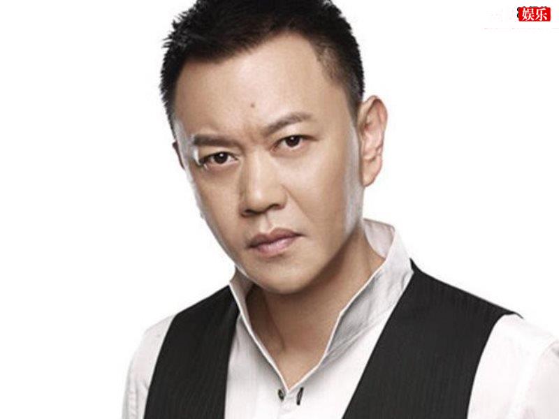 冯嘉怡一不小心成了大明星，本来就是身价过亿的大老板！