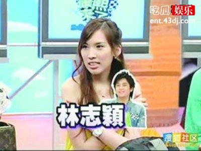 陈若仪晒双胞胎儿子拥抱照片，兄弟互爱尽显温馨网友：小林志颖