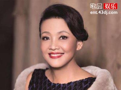 汪小菲妈妈妈张兰如今沦落到靠直播带货生活