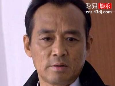 天敌杨季平是什么身份 为给儿子留下财产竟当内鬼？