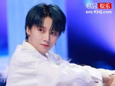 刘雨昕从小就热爱表演其母亲是一级演员，网友：天生的王者