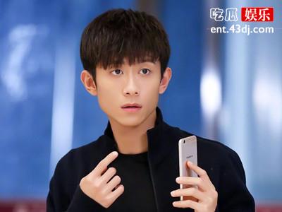 张一山深夜发图引发热议，他为什么能受到这么多人的喜爱？