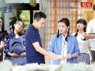 《幸福三重奏》张国立秀画技，邓婕以为惊喜没想到却成了惊吓！