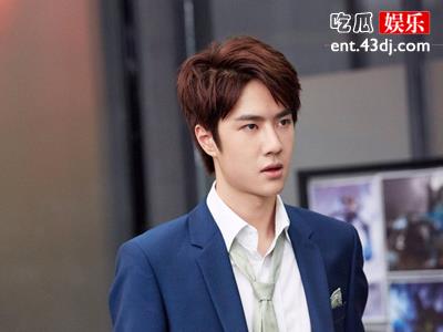王一博被同剧组女演员碰瓷 捆绑上位炒绯闻都没能得逞