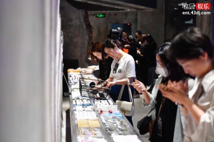 HAYDON黑洞X深圳文和友“王炸”，概念店即将开幕神秘「地下城」等你打