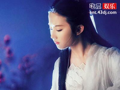 刘亦菲发文“双标”上热搜是怎么回事？这到底是因为什么呢？