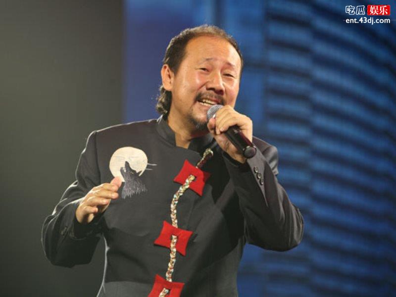 60岁腾格尔道退出歌坛原因，为过世女儿作歌却意外“大火”