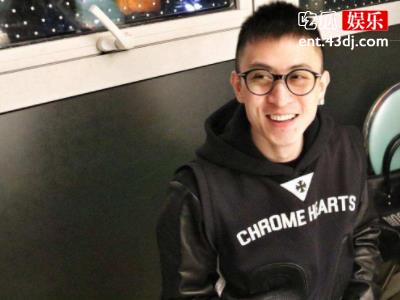 王思聪好友秦奋晒几十亿你怎么看？他的余额真的也这么多吗？