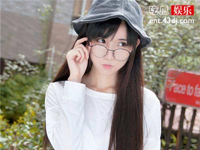 米咪演戏靠王思聪，分手之后做回老本行？