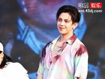 符龙飞罗云熙关系起底，一个早已经为人夫为人父