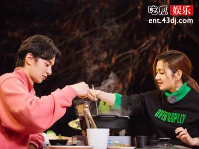 张轩睿回归Selina乐开了花，两人爱意浓浓