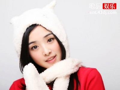 张含韵照片门 陪睡照片流出张含韵失声痛哭清纯形象不复