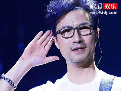 汪峰母亲去世难过流泪，妻子章子怡和婆婆关系引好奇！