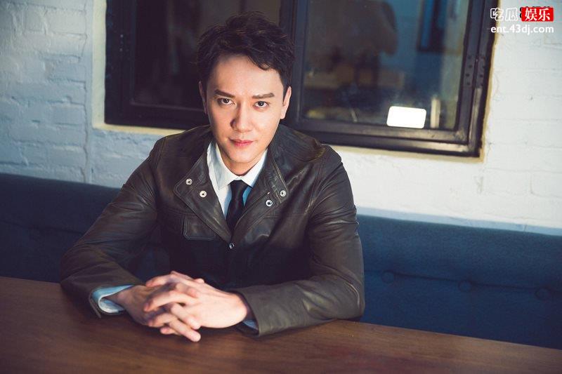 冯绍峰初为人父，在妻子生娃时竟然出现过这样的事情