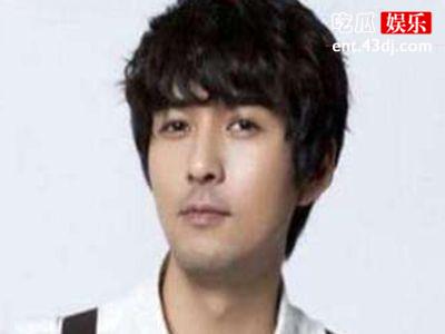 韩星李必模他的个人资料大曝光，他的女友是谁家庭背景资料等