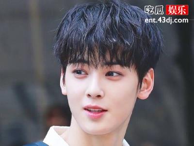 车银优被曝整容历史，其弟弟还是复旦大学的校草？