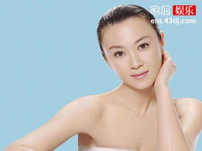 傅艺伟近况起底， 儿子高乐男是二婚所生？