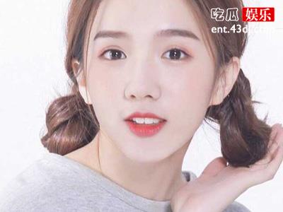 苏晓彤的男友是谁？两人相约游乐园被抓拍
