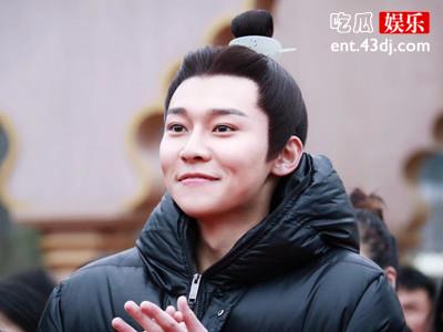 三千鸦杀男二左紫辰扮演者是星二代? 原来演员刘奕君是他的父亲