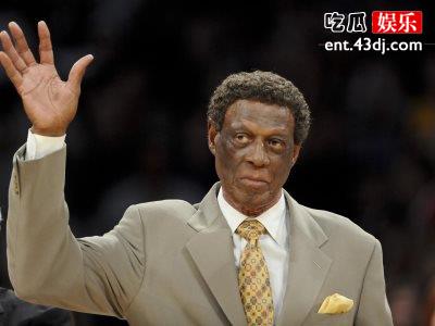 NBA球星埃尔金贝勒去世，被低估的他在湖人创造这些奇迹！